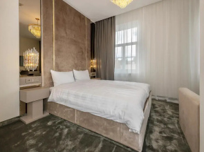 St. Palace Hotel