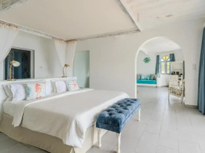 Chale Island Resort