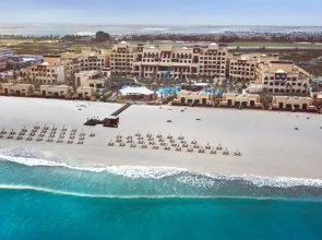 Saadiyat Rotana Resort and Villas