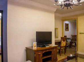 Four Seasons Place
