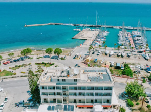 Zephyros Hotel