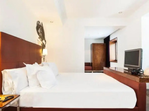 UR Palacio Avenida