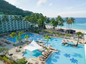 Le Meridien Phuket Beach Resort