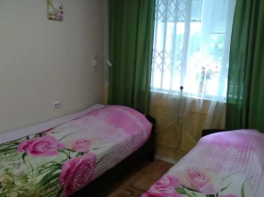 Adres Hostel