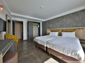Ivy Hotel - Adults Only