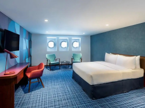 Queen Elizabeth 2 Hotel by Accor