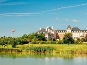 Dream Castle Hotel