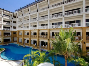 Kata Sea Breeze Resort