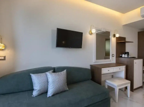 Vantaris Luxury Beach Resort