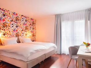 Marmont Hotel