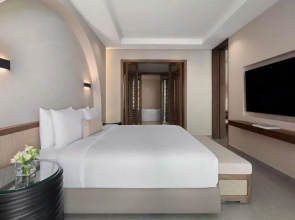 Rixos The Palm Hotel & Suites