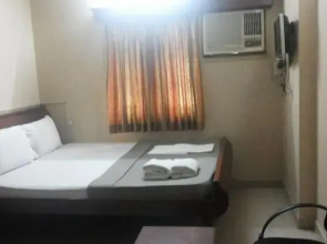 Sea Shell Residency  (Opp US Consulate).