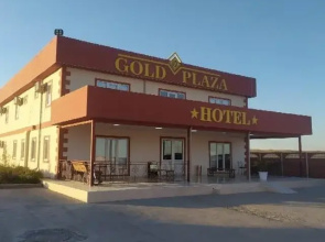 Golden Plaza Hotel