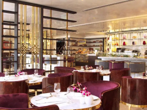 Tamani Marina Hotel and Hotel Apartments