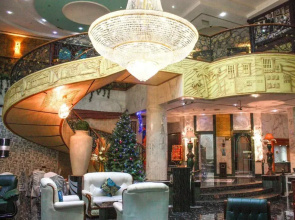Отель Knight Armour Hotel