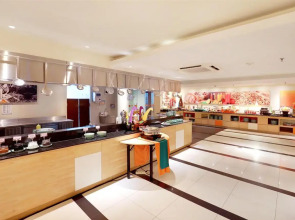 Отель Harris Hotel Seminyak Bali