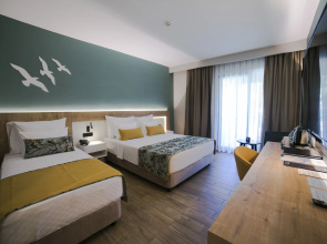 Отель Sailor's Beach Club
