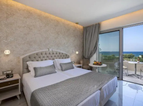 Vantaris Luxury Beach Resort