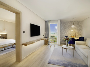 Radisson Blu Hotel & Resort, Abu Dhabi Corniche