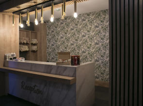 Отель Sailor's Beach Club