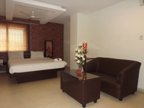 The Richman Hotel