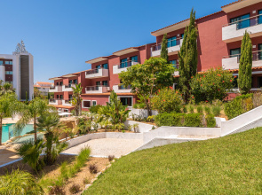 Topazio Vibe Beach Hotel & Apartments - Adults Friendly