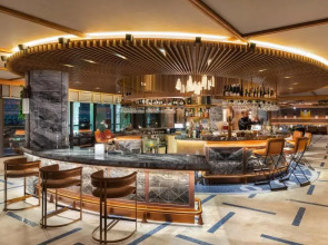 Taj Exotica Resort & Spa, The Palm, Dubai