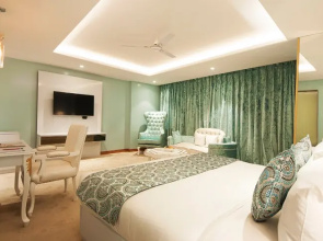 Hotel Ramhan Palace