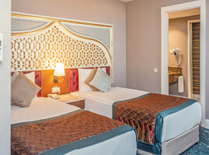 Royal Taj Mahal - All Inclusive