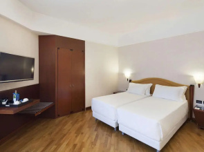 Отель NH Milano Machiavelli