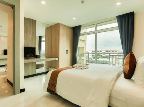 Отель Crystal Palace Pattaya