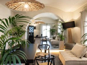 Bios Santorini Vegan - Vegetarian Boutique Hotel 