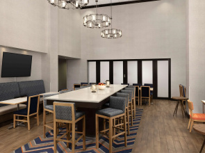 Hampton Inn & Suites Huntsville/Research Park Area