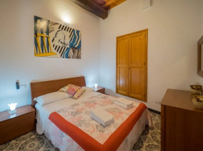 Unda de Ma Apartment with AC & Sea View Balcony