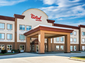 Red Roof Inn & Suites Houma