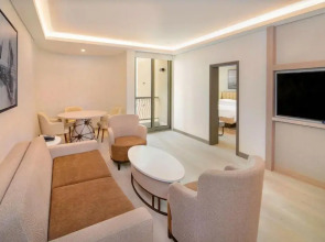 Sheraton Abu Dhabi Hotel & Resort