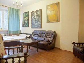 KvartiraSvobodna na Komsomol'skoj Apartaments