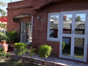 Col Sharma's Homestay