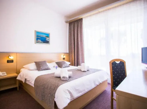 Hotel More