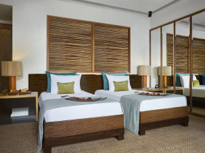 Спа-курорт Taj Coral Reef