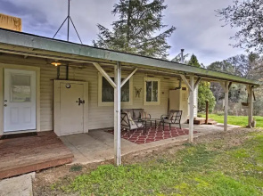 Cozy Home w/ Patio Near Yosemite National Park!