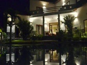 Mui Ne Hills Budget