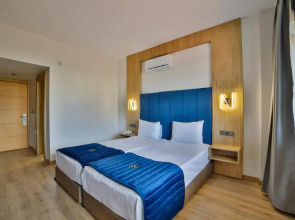 Nashira City Resort