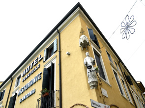 Donatello Hotel