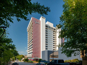 Graduate by Hilton Fayetteville, AR