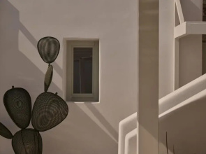 Yi Hotel Mykonos