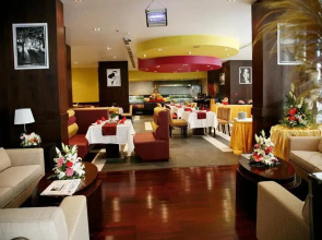 Parkside Suites Hotel Apartment