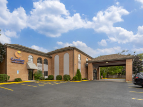 Comfort Inn & Suites Mundelein-Vernon Hills