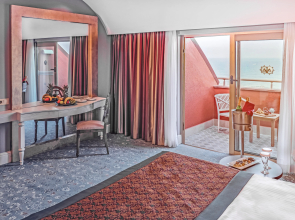 Royal Taj Mahal - All Inclusive