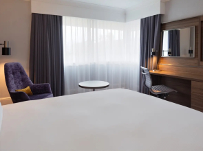 DoubleTree by Hilton Edinburgh Airport